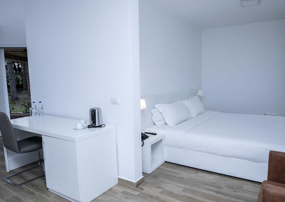 Prestige Resort Durres Керрет Экстерьер фото